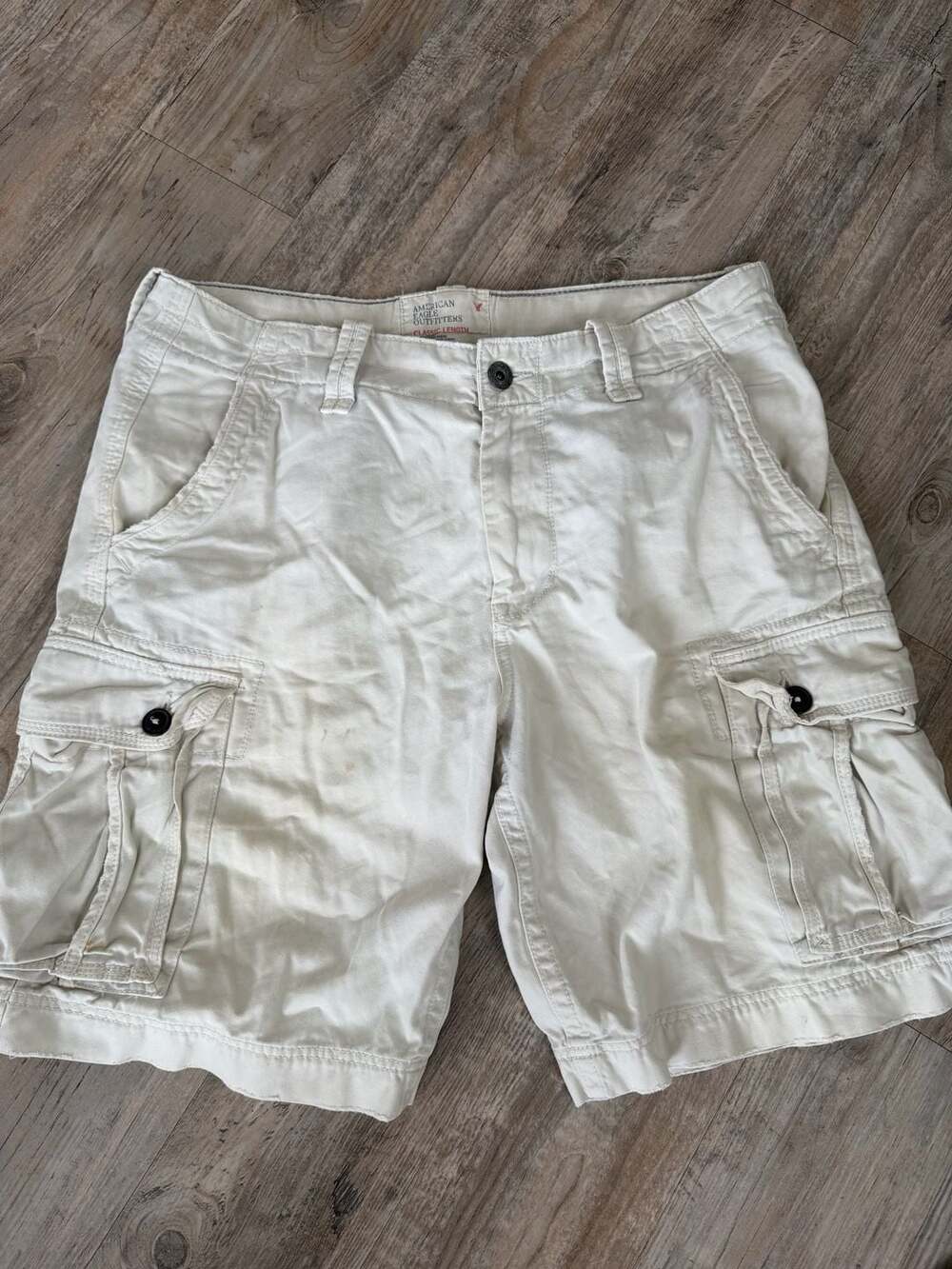 American Eagle Outfitters Classic Length Cargo Shorts Size 36